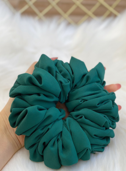 XL Scrunchie - Emerald Green